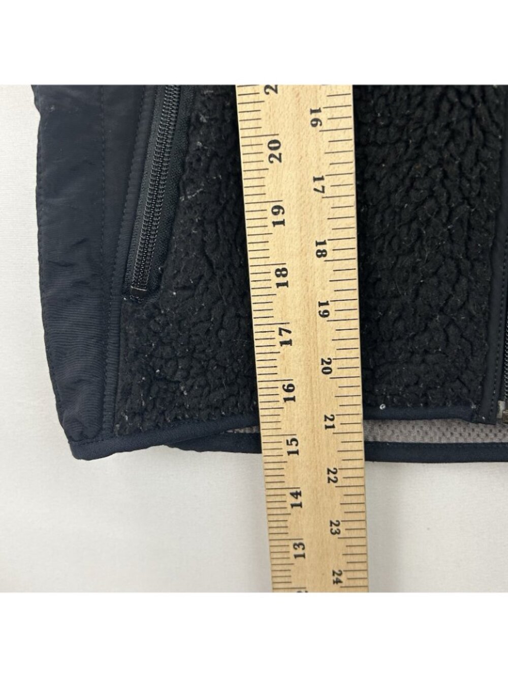 Patagonia Vest Jacket Womens Small Black Synchilla Sherpa Fleece Outdoor Hiking - Picture 4 of 16